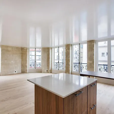 Marais Louvre Luxury New 2br Full Ac By Melvane