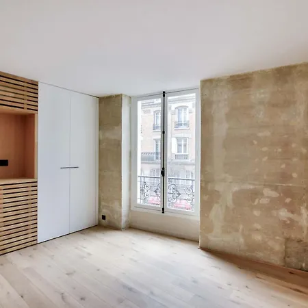 Marais Louvre Luxury New 2br Full Ac By Melvane *