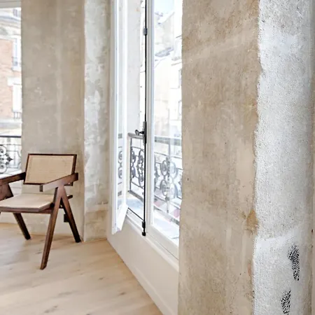 Marais Louvre Luxury New 2br Full Ac By Melvane